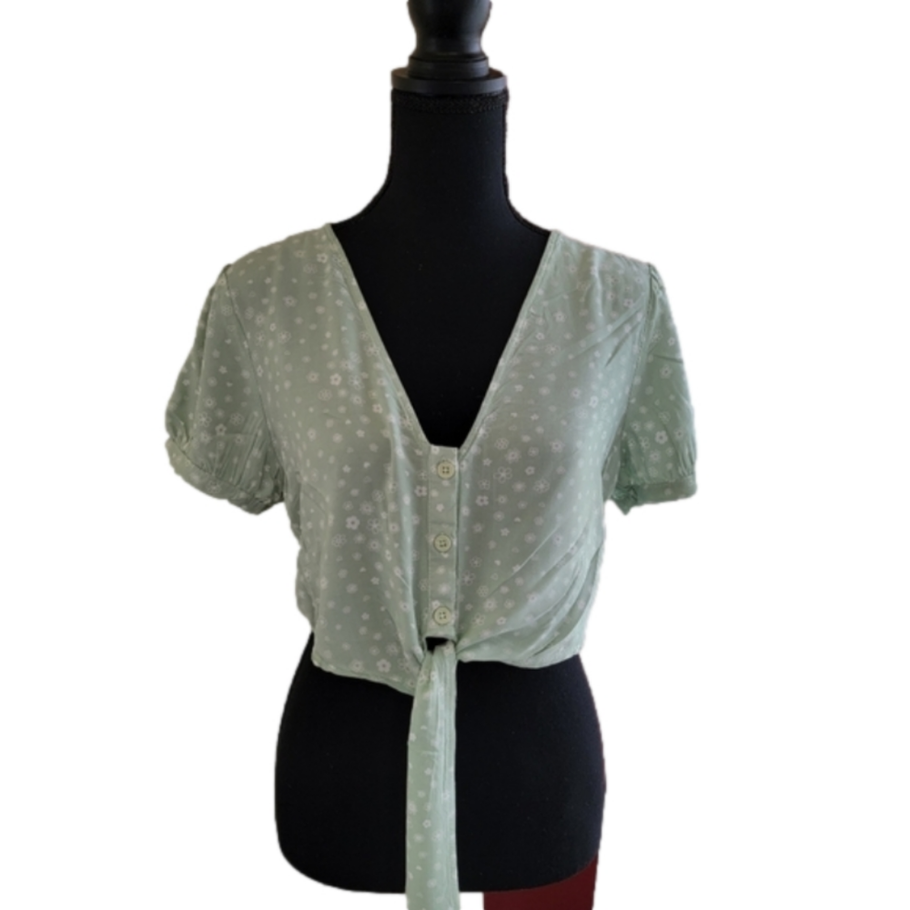 LA Hearts Buttondown Cropped Top Size Small